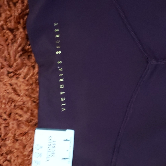 Victorias Secret Incredible Essential Legging Woman Size 8 - Picture 4 of 6